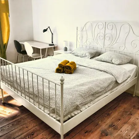 Lullaby Private Rum i privatbostad Poznań